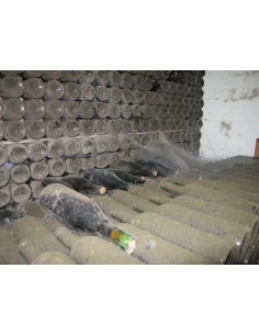 Vin de vinoteca - Mara 1946 - Minis, 0.75L ➜ LaRepublica.Ro